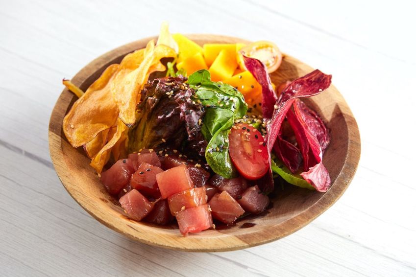 Salada de atum do Nouzin / Rodolfo Regini