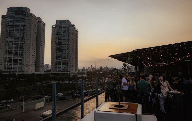 Em seu amplo espaço, Reserva Rooftop organizará sua primeira festa de réveillon / Reprodução Instagram