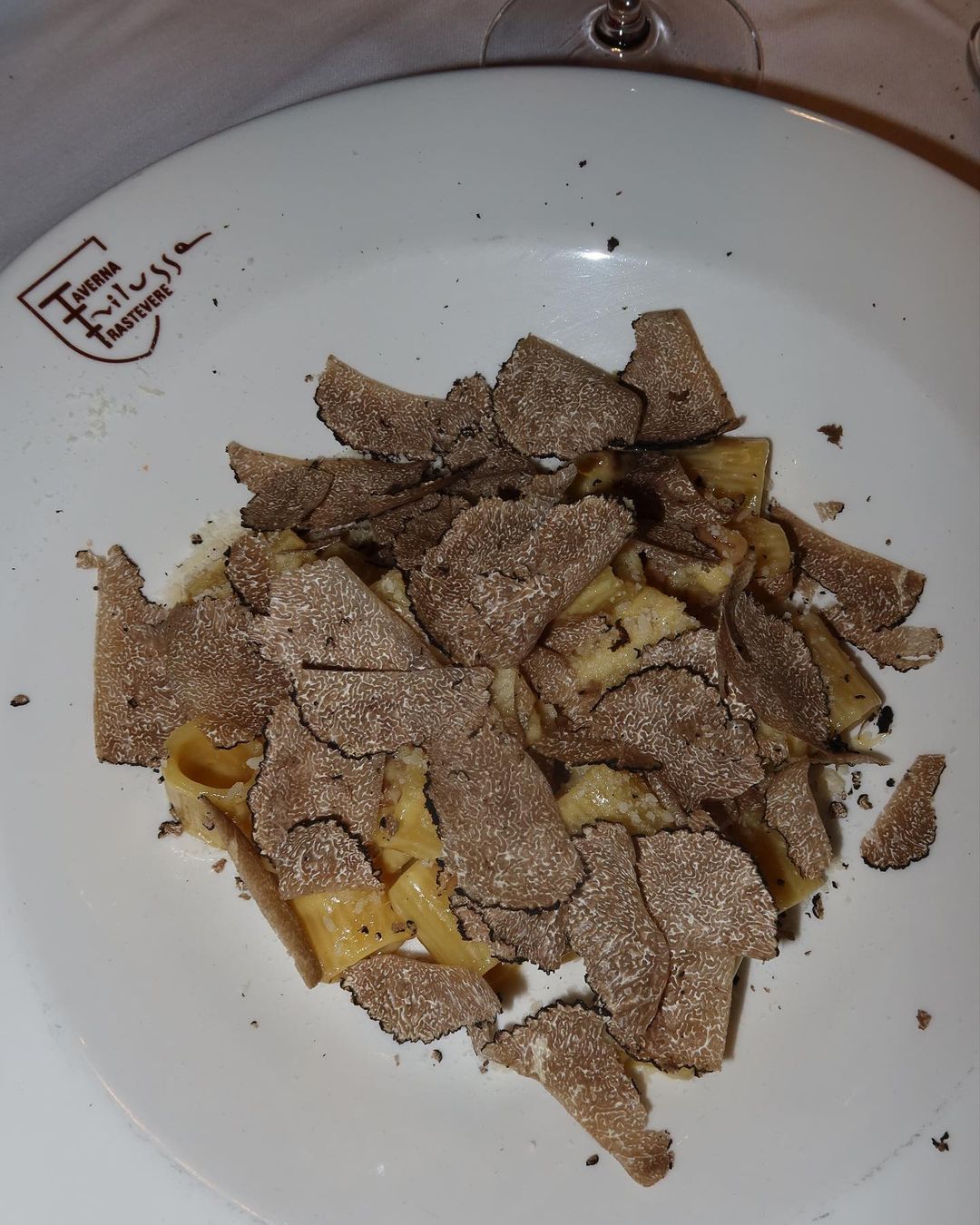 Bombolotti alla carbonara com tartufo do Taverna Trilussa / Carol Toledo