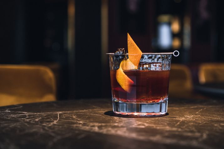 Old Fashioned é clássico dos balcões dos Estados Unidos • Pylyp Sukhenko/Unsplash