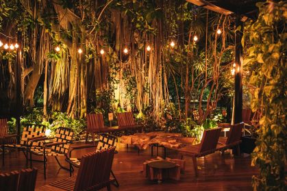 Ambiente do restaurante Selvagem, dentro do Parque Ibirapuera