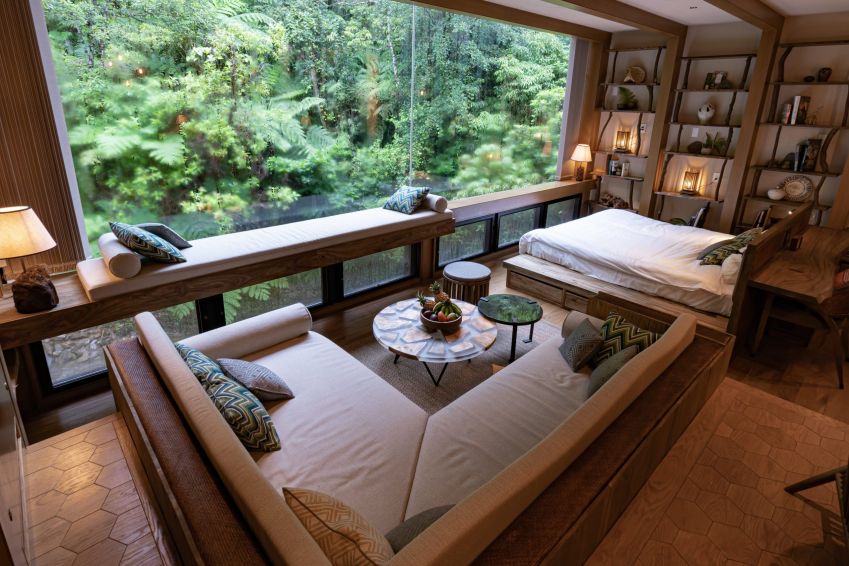 Imagens internas do quarto AeroHouse, disponível no resort Treeful / Divulgação/Treeful Treehouse Resort