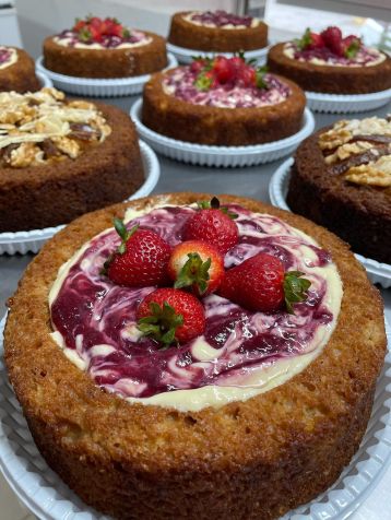 Além das rabanadas, Abba Cake oferece dois tipos de bolo sem glúten e lactose em seu cardápio de fim de ano / Divulgação