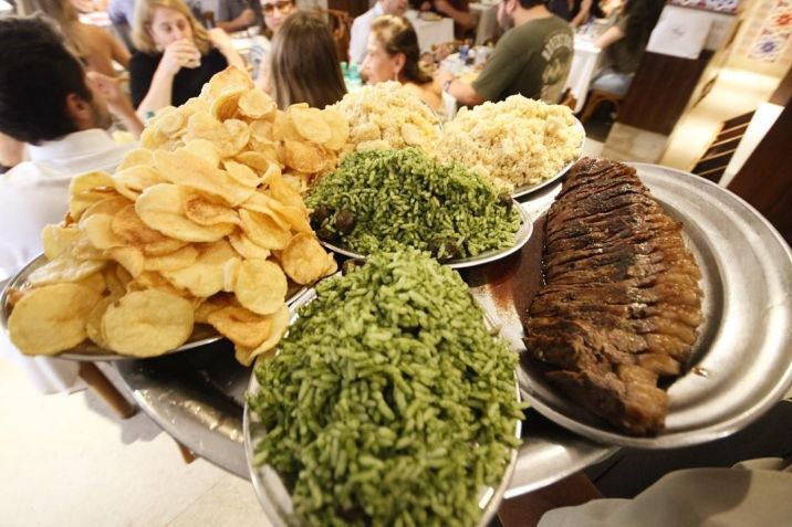 Picanha para compartilhar junto com acompanhamentos é um dos pratos mais pedidos do Braseiro da Gávea, no Rio de Janeiro / Reprodução Facebook
