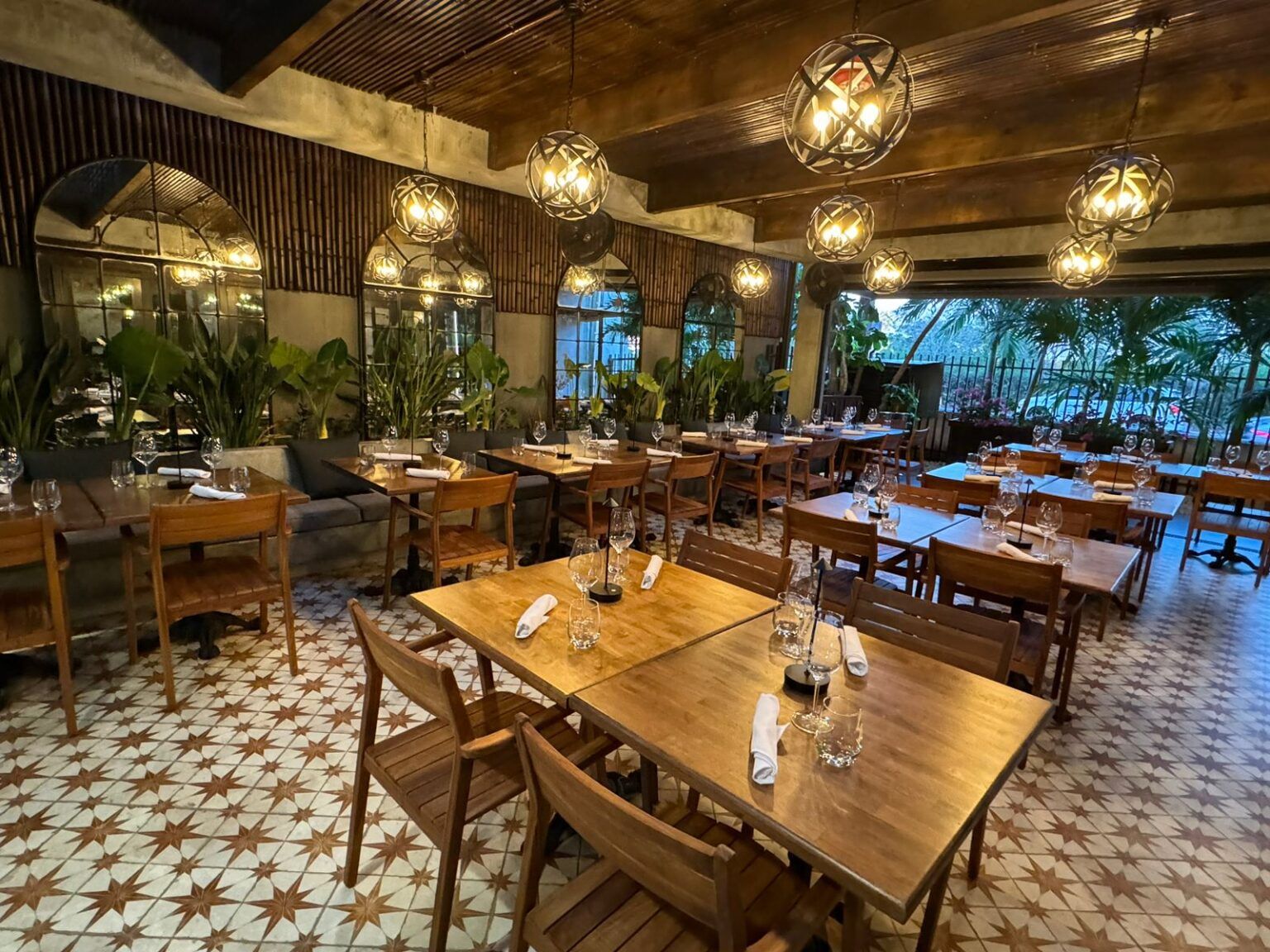 Ambiente do novo restaurante de Miami, Casa Vigil