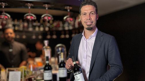 Hernanes, ou simplesmente "Profeta", jogou na Itália e hoje apresenta sua produção de vinhos artesanais Ca' Del Profeta