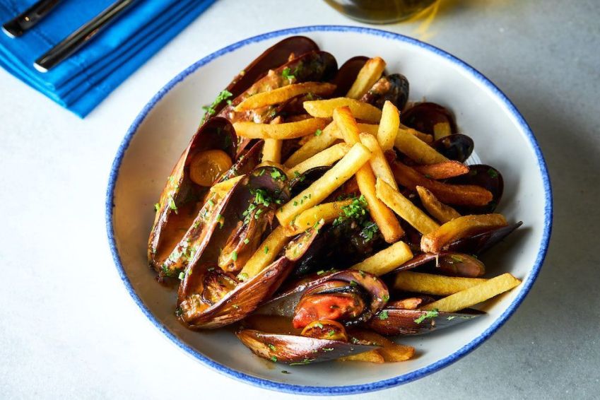 Moules et frites do Éze / Rodolfo Regini