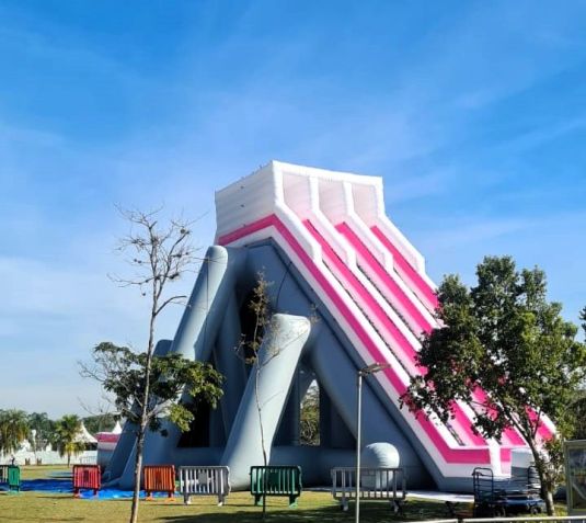 Maior tobogã da América Latina desembarca no Parque Villa Lobos junto com outras atrações entre dezembro e janeiro / Divulgação