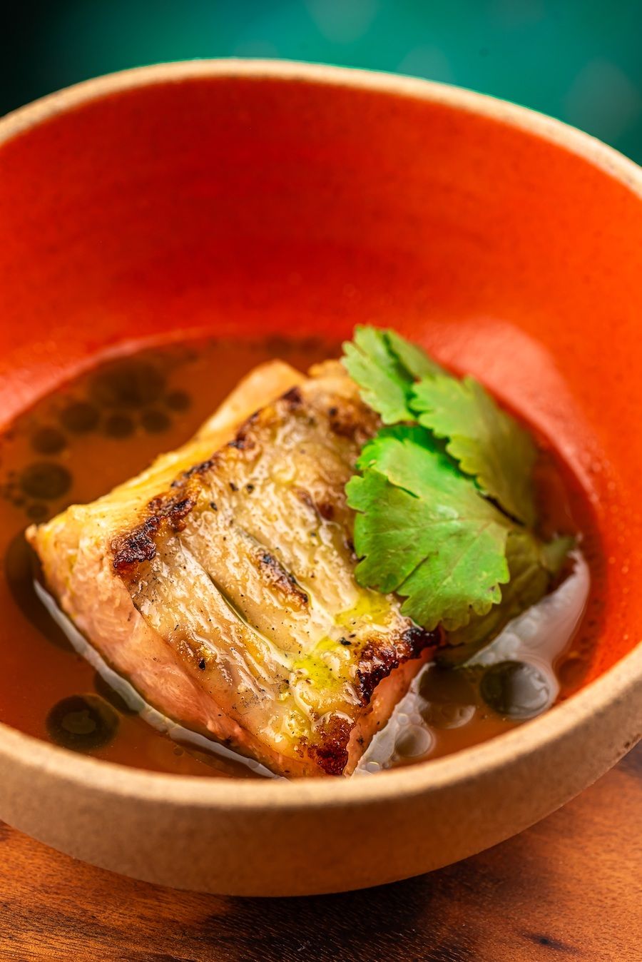 Fumê de peixe braseado / Tomas Velez
