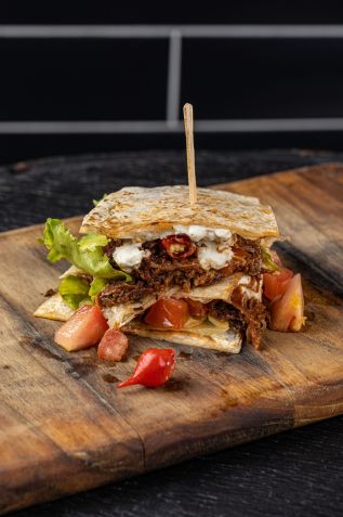 Quesadillas de Costela / JS Neto