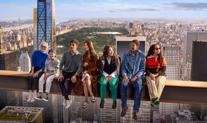 Em NY, atração recria famosa foto de operários do Rockefeller a 240 metros de altura