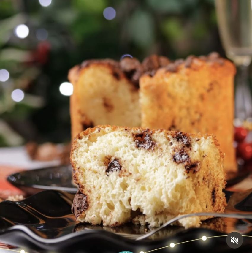Panetone com gotas de chocolate da Vá sem Glúten é umas opções do cardápio de Natal / Reprodução Instagram