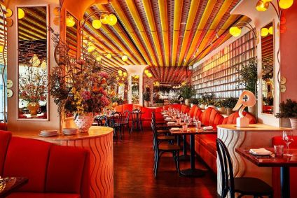 O nova iorquino Bad Roman é um restaurante italiano exagerado por natureza.