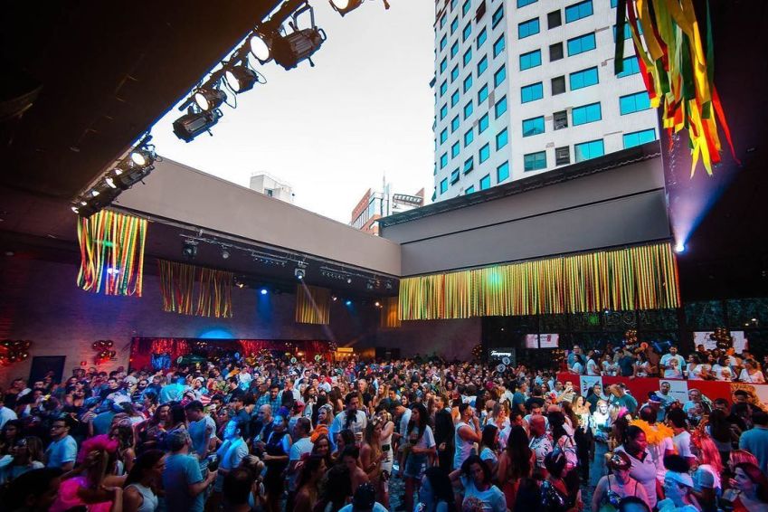 Baile de primavera de 2023 do Gueri-Gueri no Villagio JK, mesmo local da folia antecipada deste ano / Reprodução/Instagram
