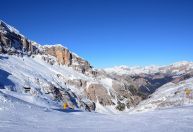 Trem turístico entre Roma e os Alpes é inaugurado na Itália