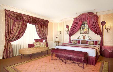 Suíte de A Bela e a Fera, no Disneyland Hotel, em Paris