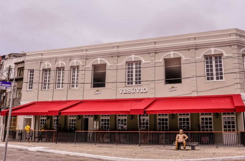 Bar Vesúvio foi aberto em 1919 e é um dos pontos icônicos do centro cultural de Ilhéus / Reprodução site Prefeitura de Ilhéus