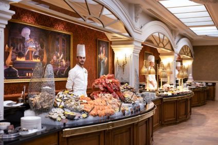 Restaurante do Disneyland Hotel, em Paris