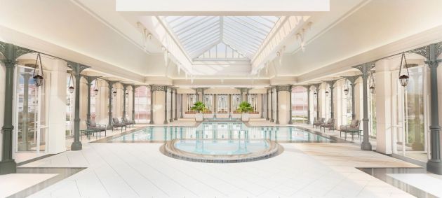 Piscina principal do Disneyland Hotel, em Paris