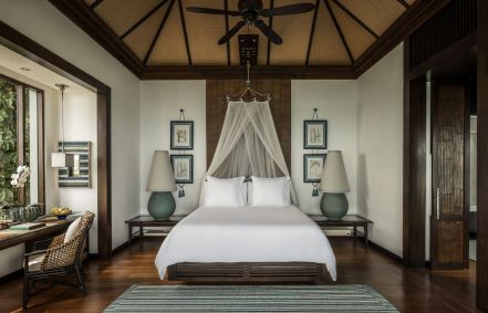 Detalhes do quarto de uma das villas do Four Seasons Resort em Koh Samui