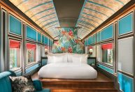 Resort de luxo em vagões celebra a história ferroviária da Tailândia