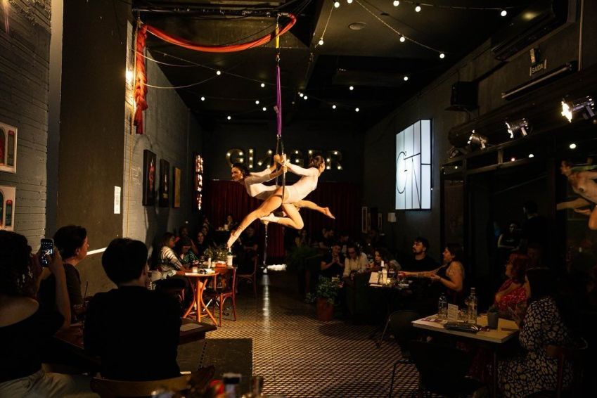 Apresentações surpresas acontecem no Ginger Bar / Divulgação