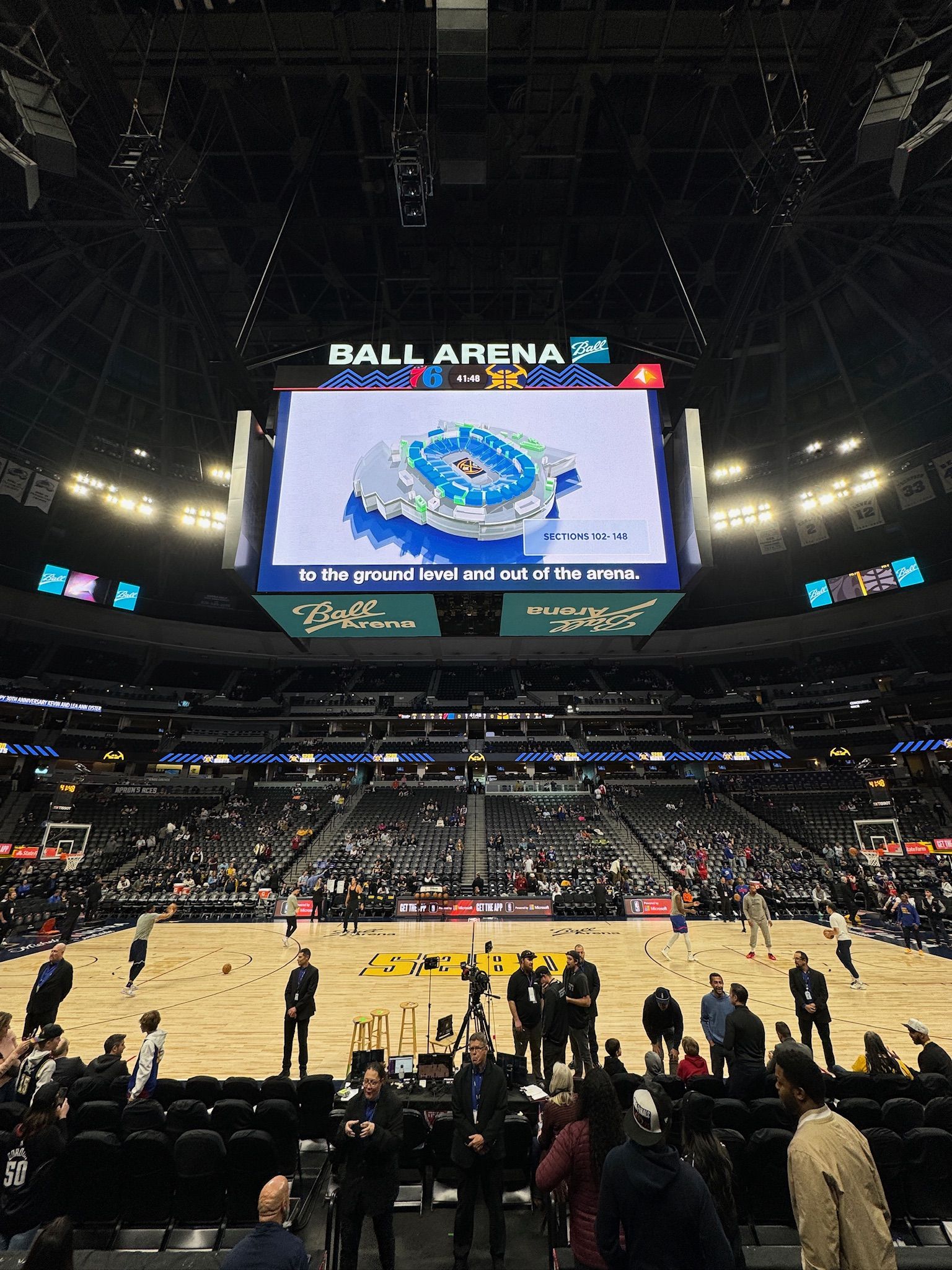 Ball Arena sedia inúmeros jogos de grandes times, como o Denver Nuggets / Lucas Wilches