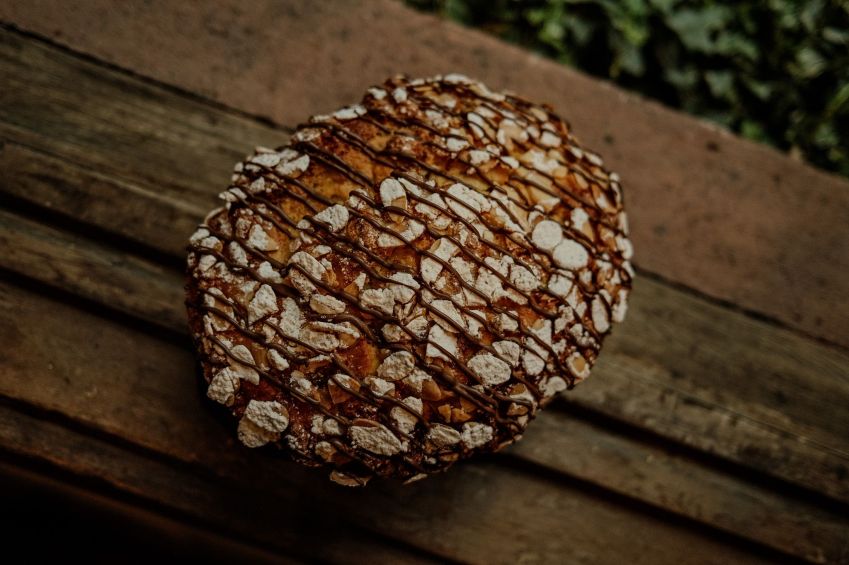 Casarìa apresenta 3 opções de recheios de colombas: pistache com chocolate branco, frutas secas e 3 chocolates / Eduardo Borges