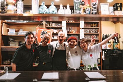 Gerard Barberan e Fernanda Ferrer em jantar especial no Kobito, em Hiroshima, do casal Aya e Seishi.