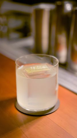 Drinque Tsukemono, com Don Julio Blanco, wasabi, pepino e bitter de laranja / Silvio Mandetta