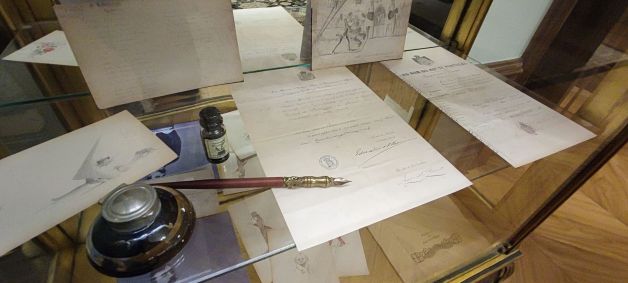 Manuscritos e documentos da época de Eça de Queiroz ficam aos olhos dos hóspedes do hotel MS Collection Aveiro - Palacete de Valdemouro