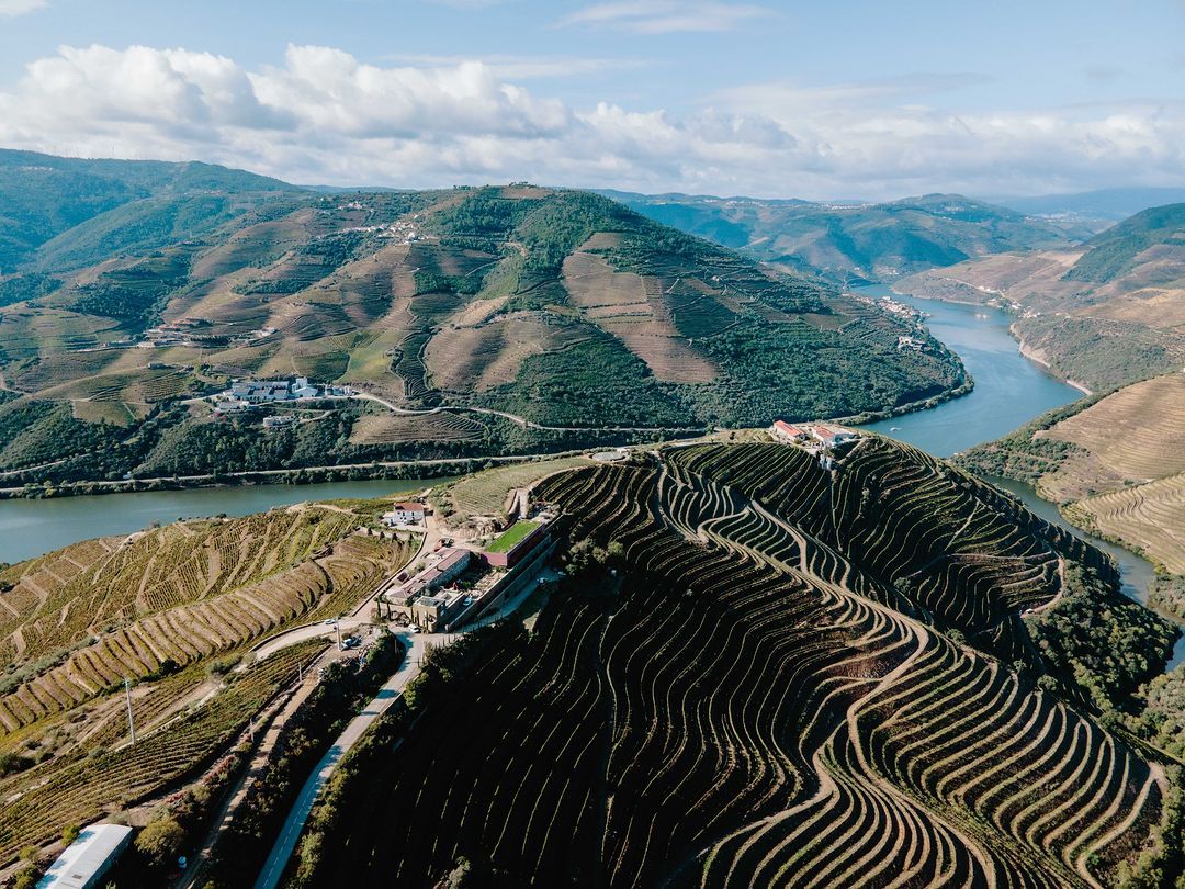 Vinícola da Menin Douro Estates, na região de Cima Corgo, no Douro / Reprodução/Instagram