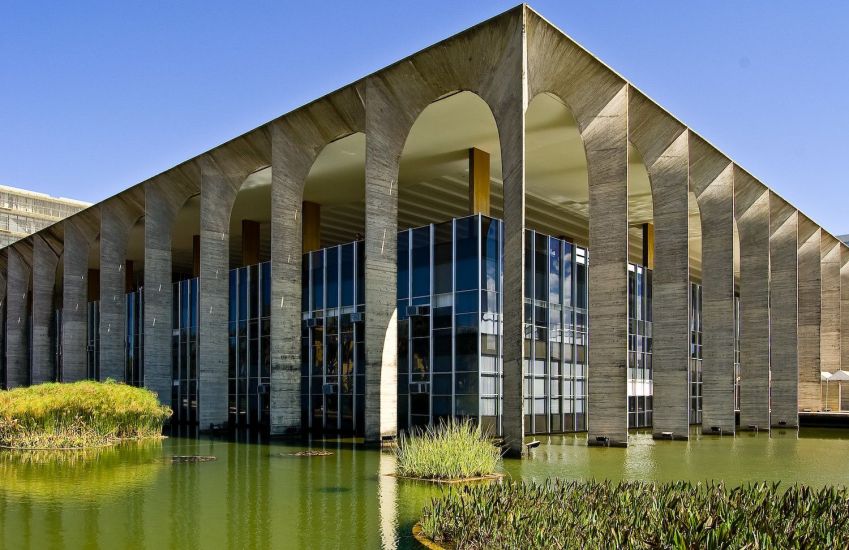 Paisagismo dos jardins do Palácio do Itamaraty são de autoria de Burle Marx / Christoph Diewald/Flickr