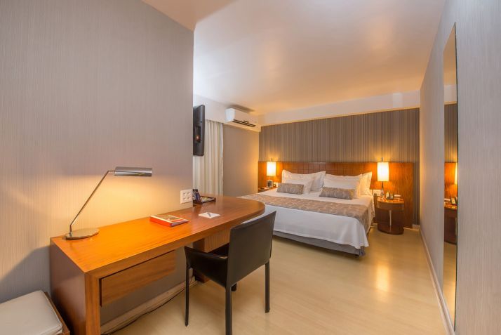 Quarto luxo casal do Promenade Palladium, no Leblon / Marcio Irala