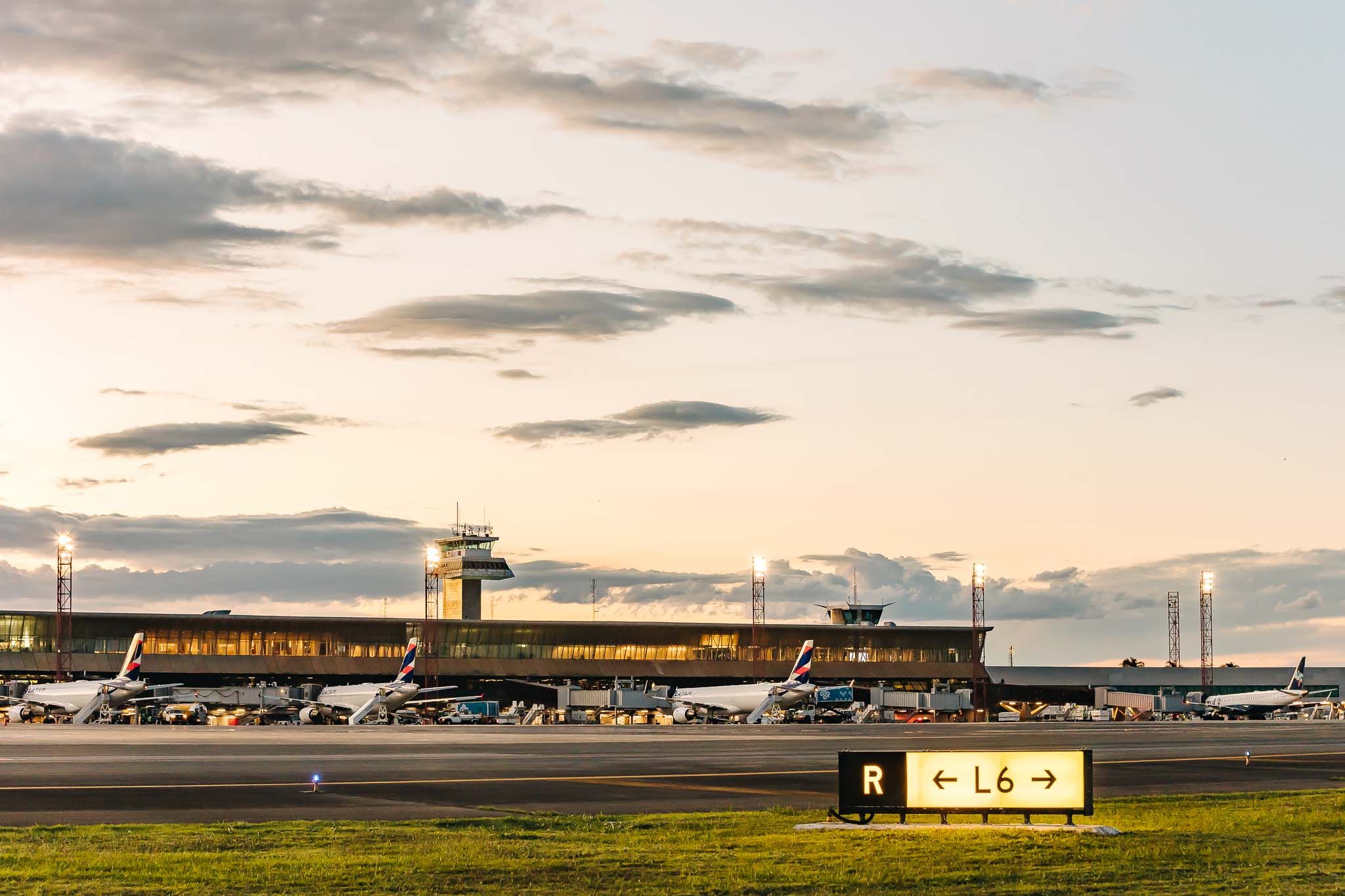 Aeroporto de Brasília serve todas as capitais brasileiras e recebe voos de destinos internacionais estratégicos / Divulgação/Aeroporto Internacional de Brasília