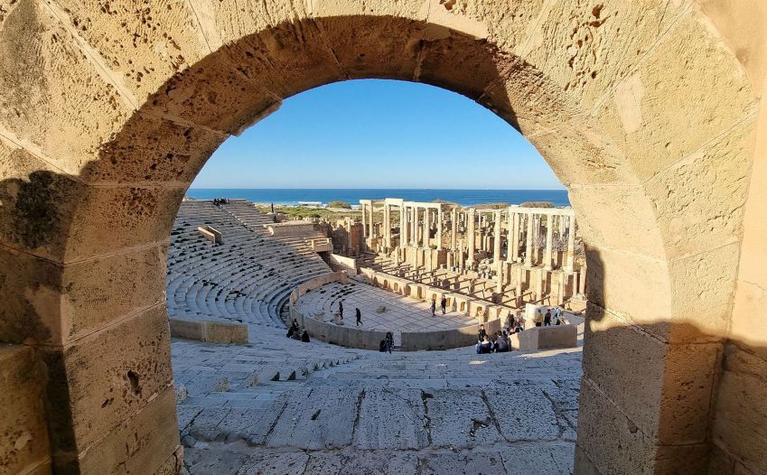 Leptis Magna já foi uma próspera cidade portuária romana / Mahmud Turkia/AFP/Getty Images via CNN Newsource