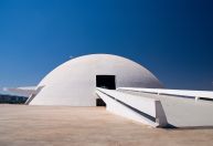 5 passeios arquitetônicos imperdíveis de Brasília