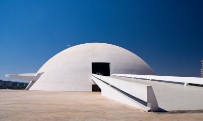 5 passeios arquitetônicos imperdíveis de Brasília