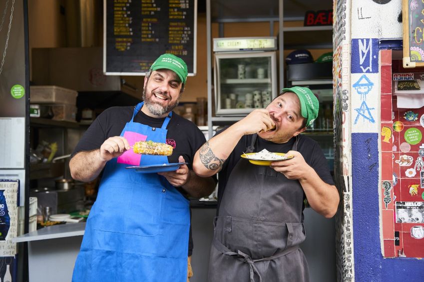 Chefs Caio Alciati e João Gertel se preparam para abrir a LosDos Cantina, na Vila Buarque, além de uma unidade da LosDos Taqueria no Rio de Janeiro / Lais Acsa