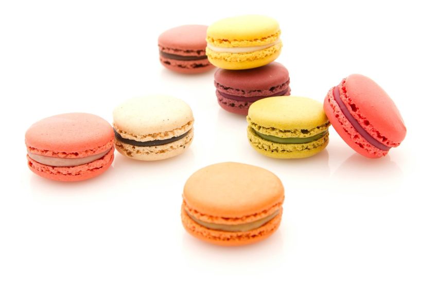 Chef japonês Sadaharu Aoki mudou-se para a França e abriu sua patisserie em 2001 - hoje soma cinco endereços na Cidade Luz. Entre as delícias, os macarons se destacam. / Reprodução Facebook