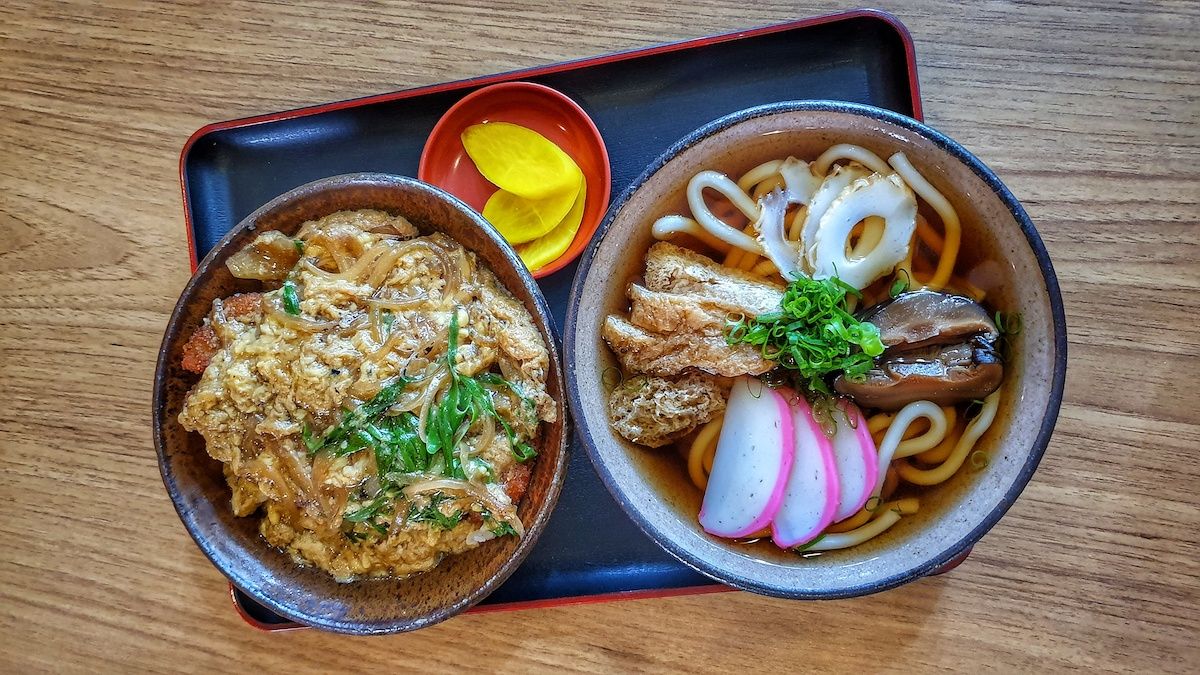 Katsudon e Udon / Caroline Grimm