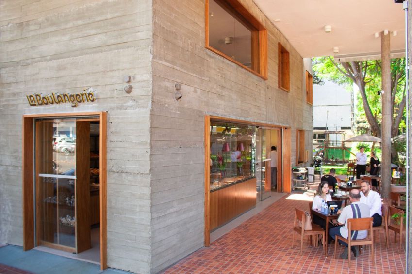 La Boulangerie passa a operar na esquina da quadra 306 Sul com direito a ampla área externa / Grande Circular