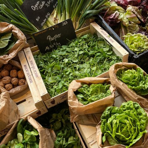 Os produtos do Au Bout du Champ são sazonais, de acordo com a produção local / Au Bout du Champ/Facebook