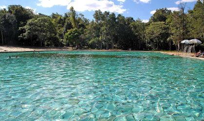 Brasília tem parque com piscinas de água mineral a 10 km do centro