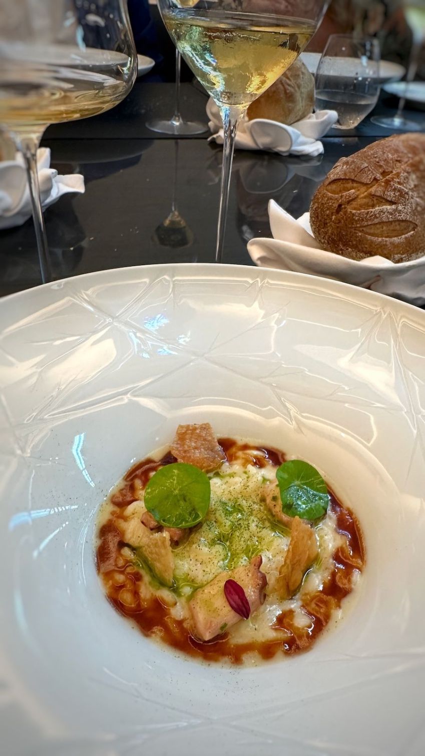 Risoto com polvo e cacciatora servido com Dom Pérignon P2 2004 / Tina Bini