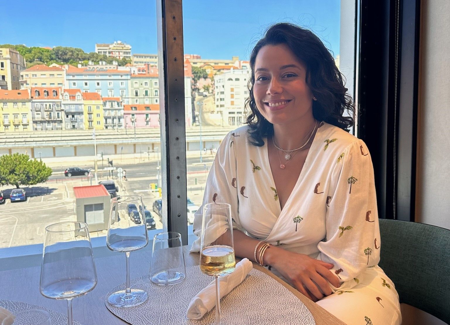 Daniela Filomeno a bordo do navio SH Diana, atracado em Lisboa