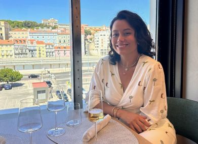 Daniela Filomeno a bordo do navio SH Diana, atracado em Lisboa