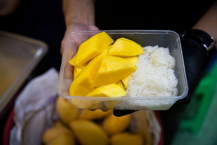 A sobremesa da Tailândia é servida entre os restaurantes e lojas de rua / Lauren DeCicca/Getty Images