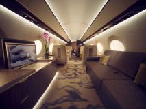 Interior do avião Gulfstream G700 na decoração da Qatar Executive