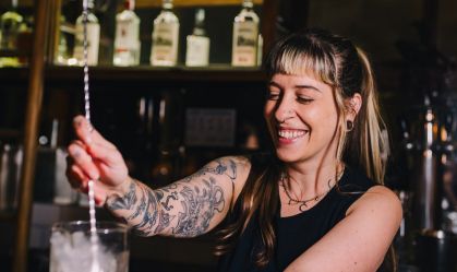 Onde os bartenders bebem? Com Laura Paravato, do Maria e o Boi, no RJ